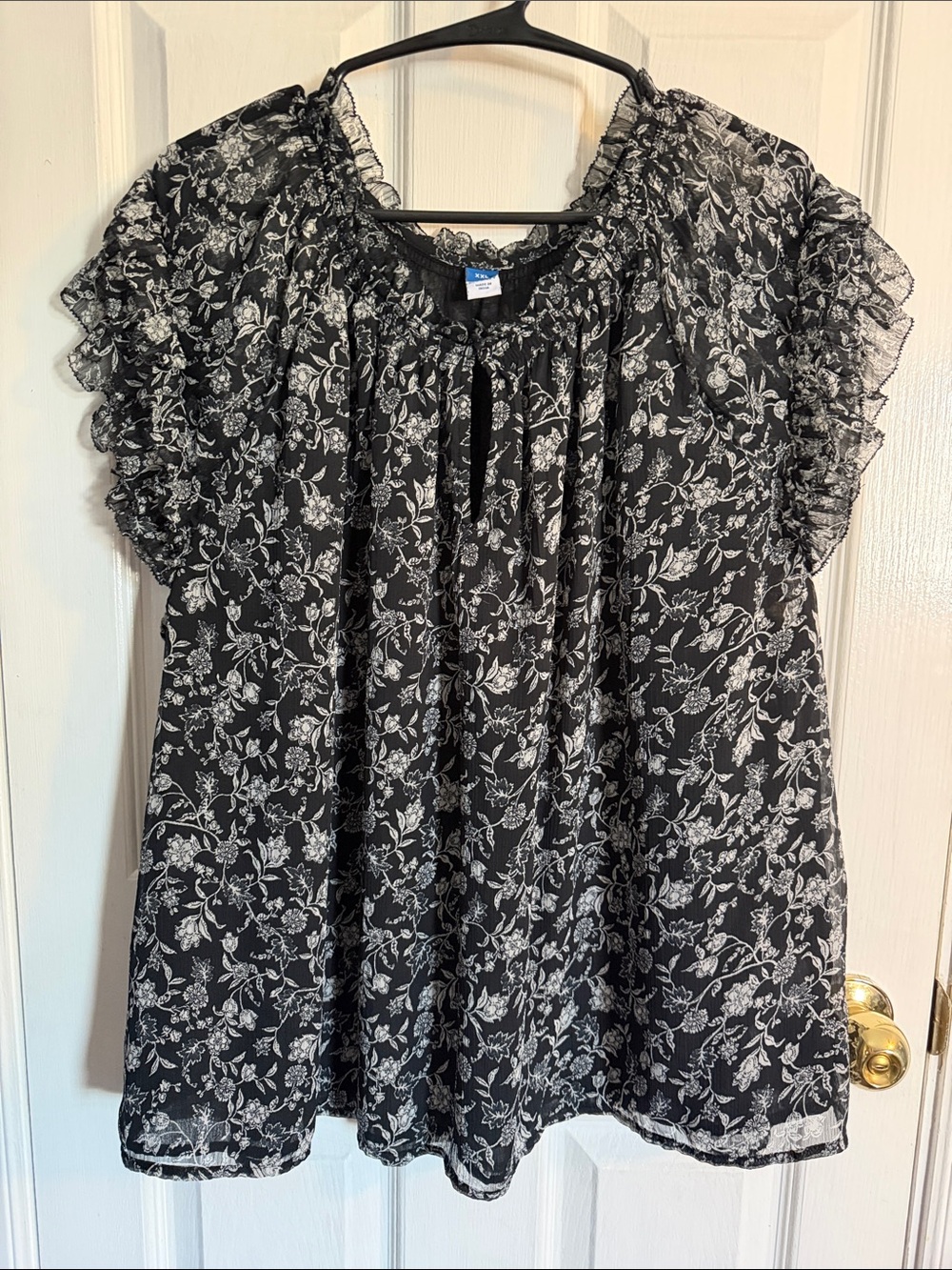 Old Navy Black Floral Ruffle-Sleeve Peasant Blouse